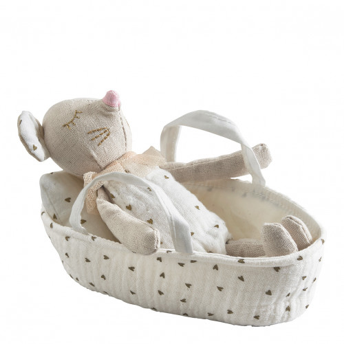 Lucio Mouse and His Moses Basket