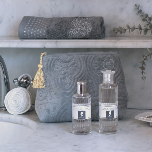 Buttercup Shower Flower