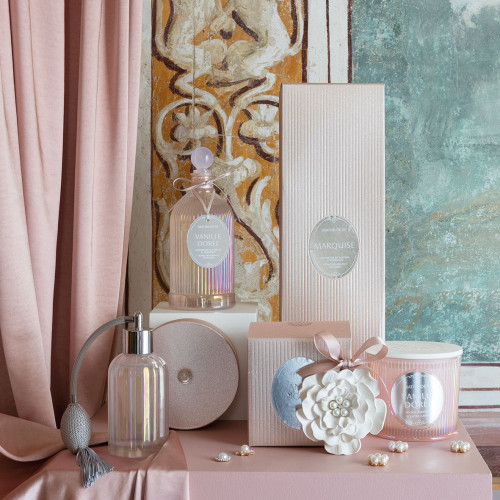 Les Intemporelles en Fête room fragrance 200 ml - Vanille Dorée
