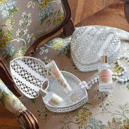 Boîte à bijoux Cœur en métal - Petit modèle - 14 x 6 cm