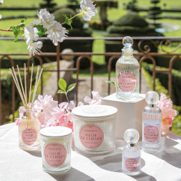 Bougie parfumée Les Intemporelles 400 g - Fleur de Cerisier