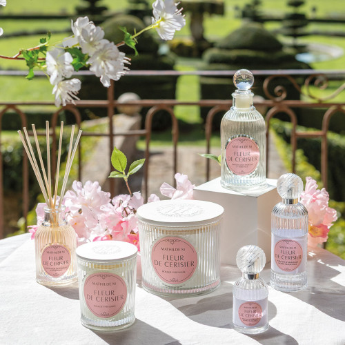 Diffuseur de parfum d'ambiance Les Intemporelles 200 ml - Fleur de Cerisier